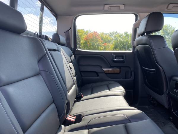 2014 GMC Sierra SLT! Heated and Cooled Seats! LOW MILES! GET APPROVED! for sale in Minneapolis, IA – photo 14