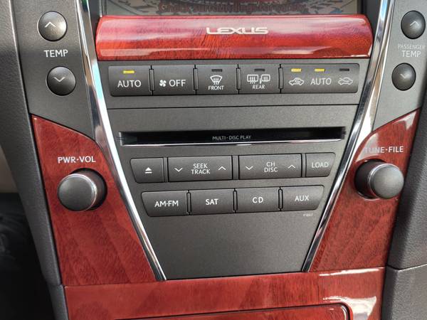 2011 Lexus ES 350 4dr Sdn for sale in Oconomowoc, WI – photo 24