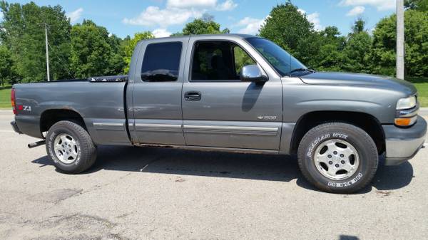 02 CHEVY SILVERADO X-CAB 4WD Z-71- 5.3 V8, COLD AIR, RUNS DRIVES GREAT for sale in Miamisburg, OH – photo 2