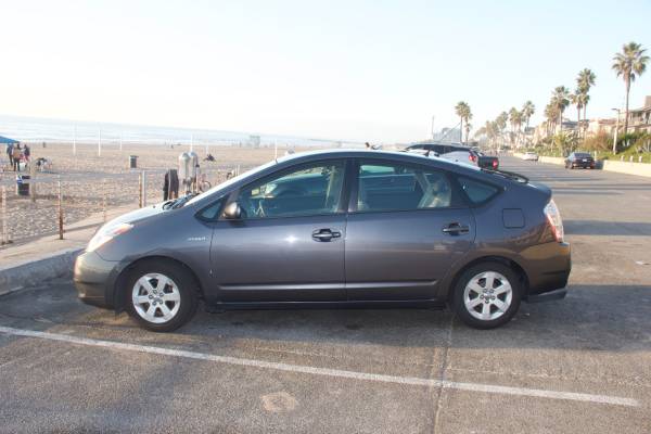 2007 Toyota Prius Touring - cars & trucks - by owner - vehicle... for sale in Manhattan Beach, CA – photo 4
