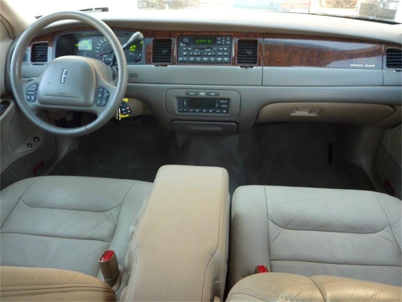 1999 Lincoln Town Car for sale in Pahrump, NV – photo 17