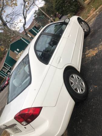 2003 white Honda Civic - cars & trucks - by owner - vehicle... for sale in Columbia, SC – photo 2