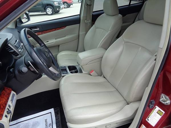 2011 Subaru Outback 4d SUV i Limited Moonroof - - by for sale in Marion, IA – photo 14
