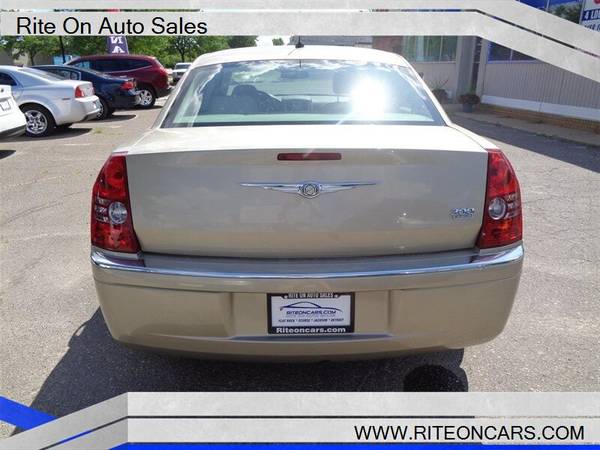 2008 CHRYSLER 300 LIMITED, RUNS GOOD,NEW TIRES! for sale in Jackson, MI – photo 6