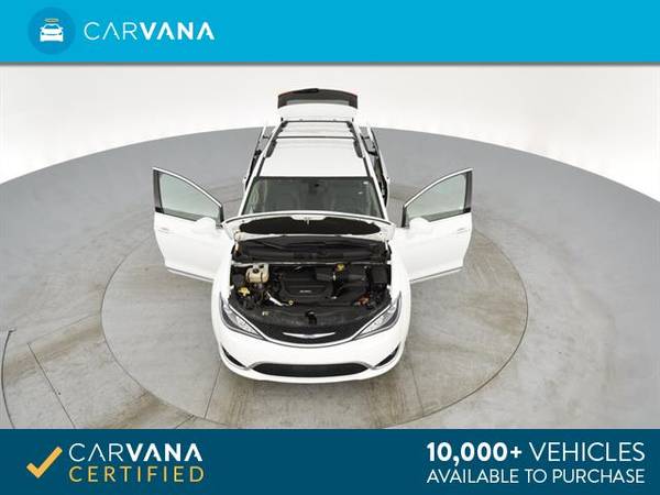 2018 Chrysler Pacifica Touring L Minivan 4D mini-van White - FINANCE for sale in Atlanta, GA – photo 12