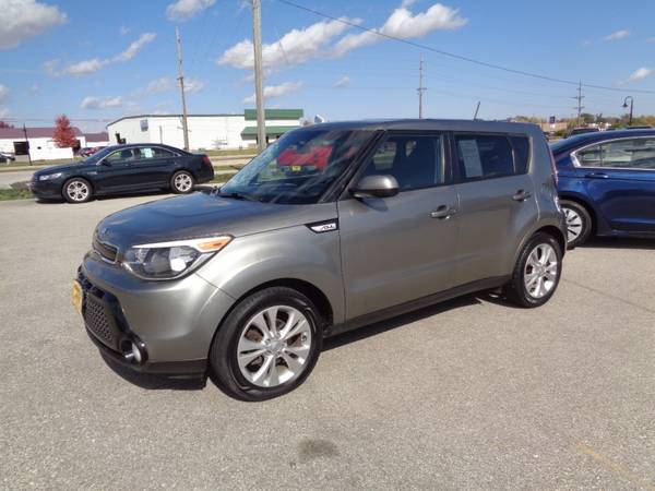 2016 Kia Soul 5dr Wgn Auto 4cyl good on gas! - - by for sale in Marion, IA