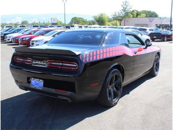 2016 Dodge Challenger coupe SXT (Pitch Black Clearcoat) for sale in Lakeport, CA – photo 7