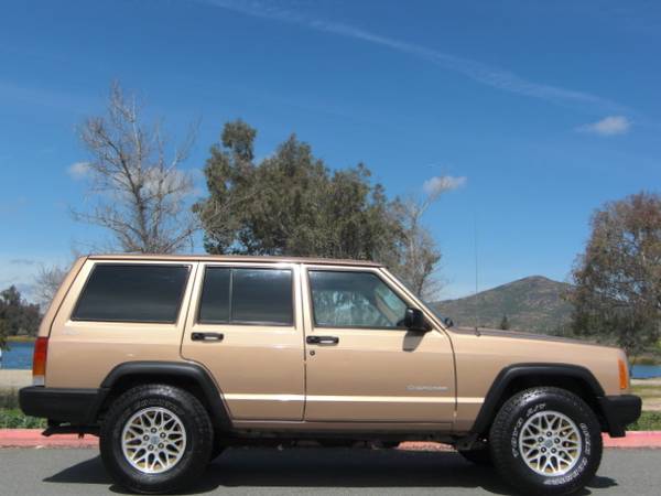 1999 JEEP CHEROKEE XJ 4.0L 4WD, LOW MILES, VERY CLEAN EXEMPLE for sale in El Cajon, CA – photo 4