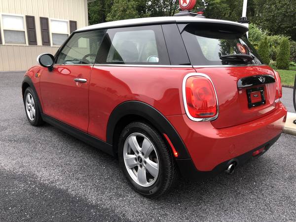 2017 Mini Cooper Clean Carfax Heated Seats Pano Roof 38 MPG - cars & for sale in Palmyra, PA – photo 8