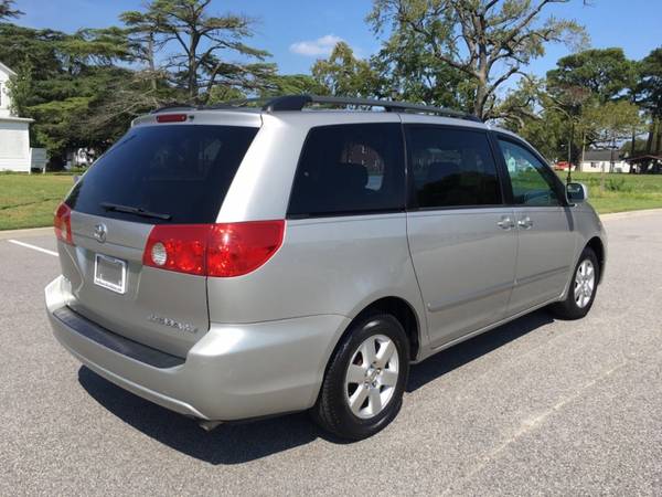 2006 TOYOTA SIENNA XLE ONE OWNER for sale in Chesapeake , VA – photo 3