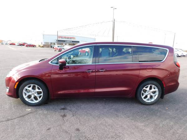 2017 Chrysler Pacifica Touring-L - cars & trucks - by dealer -... for sale in Mankato, MN – photo 16