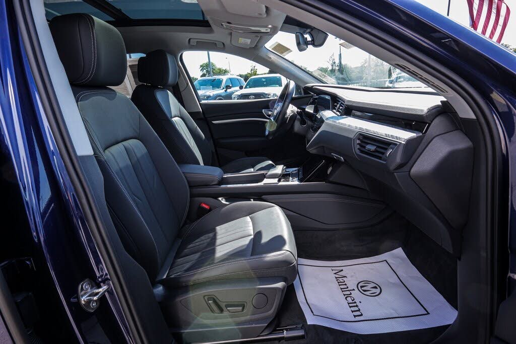 2021 Audi e-tron Premium quattro SUV AWD for sale in Libertyville, IL – photo 41