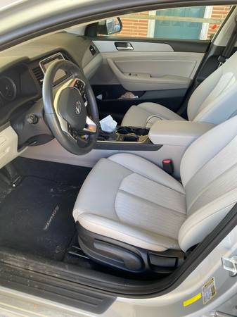 2019 Hyundai Sonata Hybrid for sale in Berryville, AR