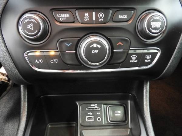 2017 Jeep Cherokee LATITUDE - First Time Buyer Programs! Ask Today! for sale in Sherman, TX – photo 22