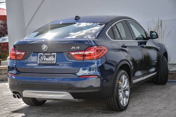 2018 BMW X4 xDrive28i hatchback Deep Sea Blue Metallic for sale in Downers Grove, IL – photo 8
