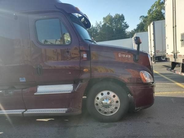 2013 Freightliner Cascadia 125 T/A Sleeper for sale in Greenwood, LA – photo 7