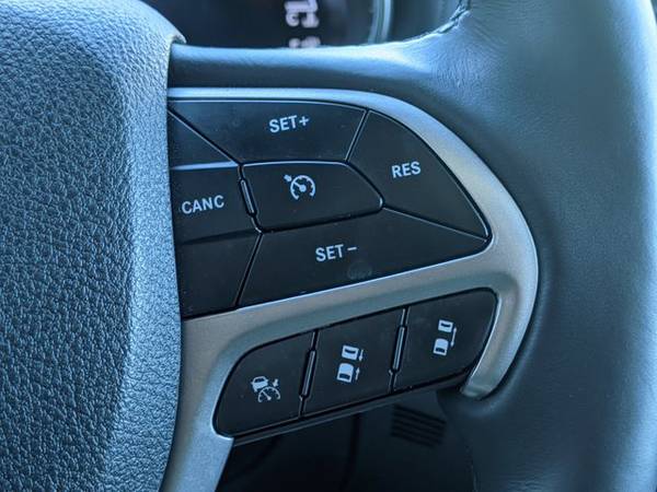 2018 Jeep Grand Cherokee High Altitude 4x4 4WD Four SKU: JC344202 for sale in Elmsford, NY – photo 18