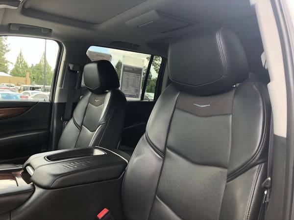 2016 Cadillac Escalade ESV 4x4 4WD Luxury SUV for sale in Milwaukie, OR – photo 11