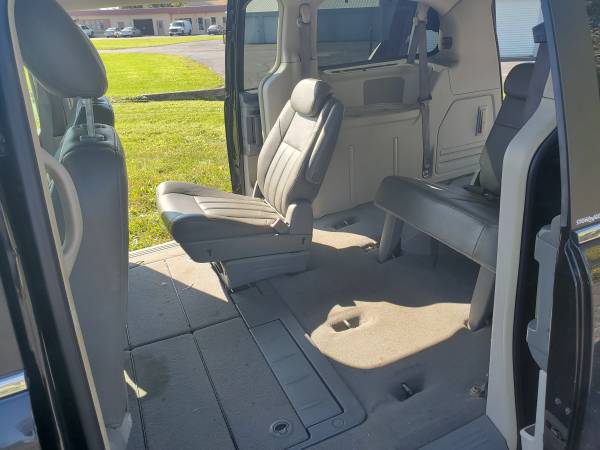 2008 Chrysler Town & Country Signature Series for sale in Delavan, WI – photo 7