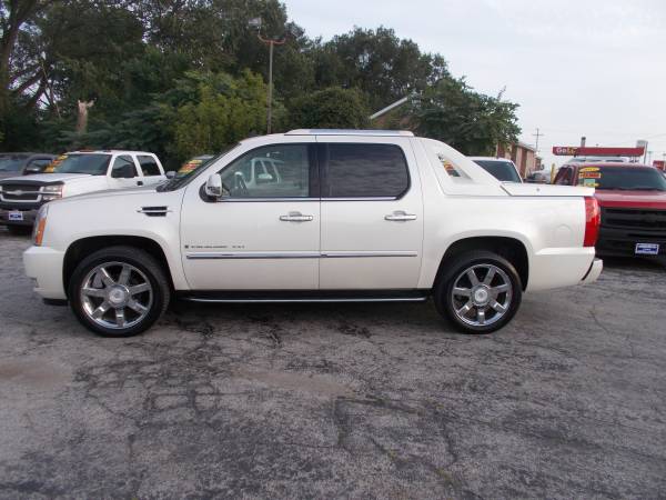 2007 CADILLAC ESCALADE EXT AWD for sale in ST JOHN, IL