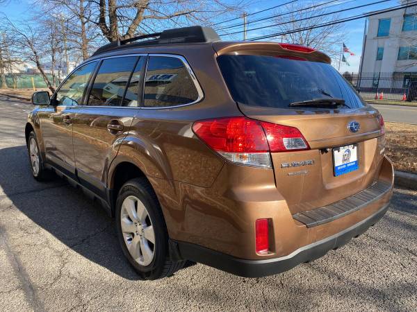 2011 Subaru Outback 2 5i Premium AWD 4dr Wagon 6M for sale in Hasbrouck Heights, NJ – photo 6
