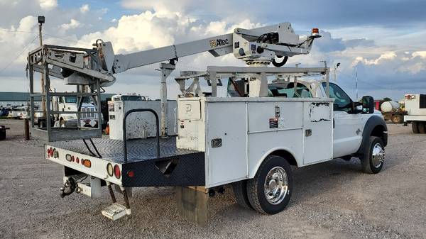 2011 Ford F-550 2wd 35ft Altec AT235P Bucket Truck 6.7L Diesel 9ft Uti for sale in Little Rock, AR – photo 6