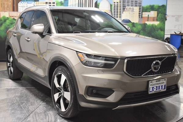 2022 Volvo XC40 Momentum - - by dealer for sale in Boise, ID – photo 2