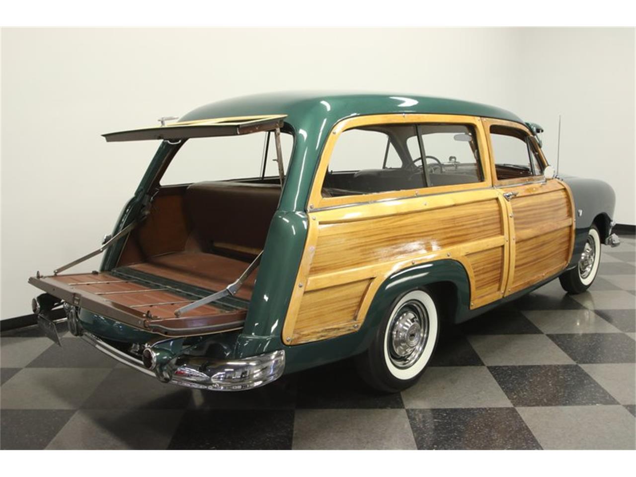 1951 Ford Country Squire for sale in Lutz, FL – photo 39