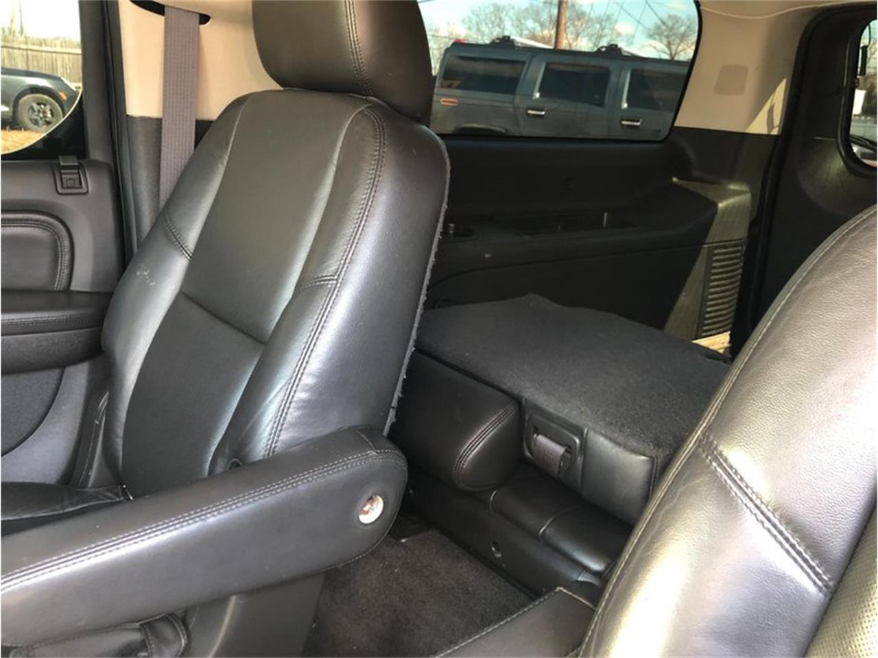 2011 Cadillac Escalade for sale in West Babylon, NY – photo 24
