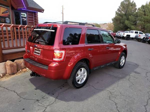 * * * 2012 Ford Escape XLT Sport Utility 4D * * * - cars & trucks -... for sale in Saint George, NV – photo 5