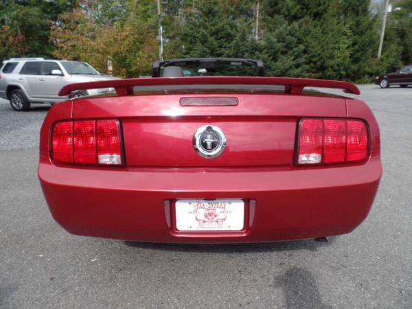 2005 *Ford* *Mustang* *2dr Convertible Premium* Redf for sale in Johnstown , PA – photo 4