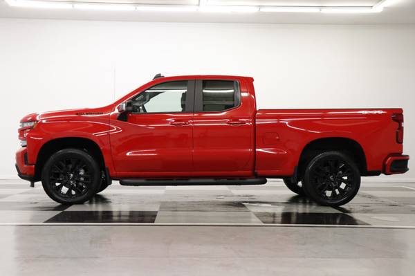 WAY OFF MSRP! NEW 2021 Chevrolet Silverado 1500 RST Z71 4X4 Crew Cab... for sale in Clinton, MO – photo 16