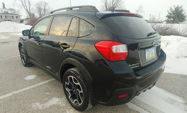 2017 Subaru Crosstrek Limited - All wheel Drive - Low miles - cars & for sale in Marion, IA – photo 3