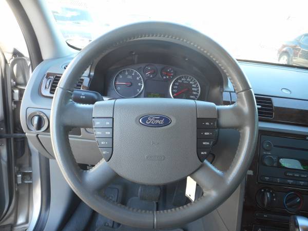 **2007 FORD FIVE HUNDRED** - cars & trucks - by dealer - vehicle... for sale in Madison, TN – photo 12