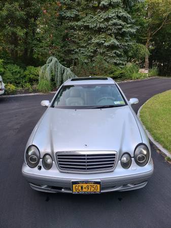 2001 Mercedes-Benz CLK320 Coupe for sale in Melville, NY – photo 3