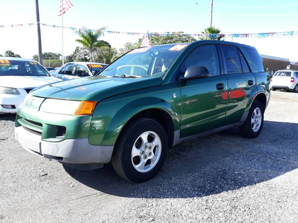 2004 Saturn Vue - Gas Saver, Manual Trans, Cold A/C - cars & trucks... for sale in Clearwater, FL – photo 3