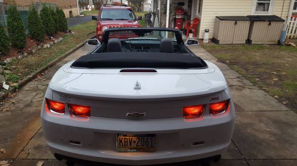 2011 Camaro R/S Convertible - cars & trucks - by owner - vehicle... for sale in Upper Darby, PA – photo 3