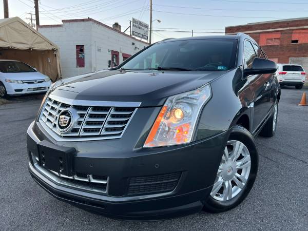 2016 Cadillac SRX Luxury Coll Nevi/back up cam/Sunroof & Clean for sale in Roanoke, VA