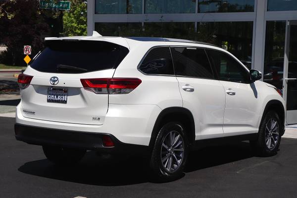 2018 Toyota Highlander Silver LOW PRICE - Great Car! for sale in Walnut Creek, CA – photo 5