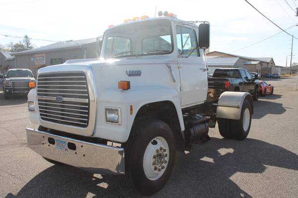 1988 FORD L8000 DAY CAB SEMI 7.8 I6 DIESEL AUTOMATIC LOW MILES CLEAN... for sale in WINDOM, SD – photo 8