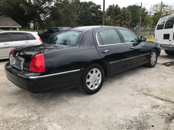 2011 Lincoln Town Car - - by dealer - vehicle for sale in TAMPA, FL – photo 5
