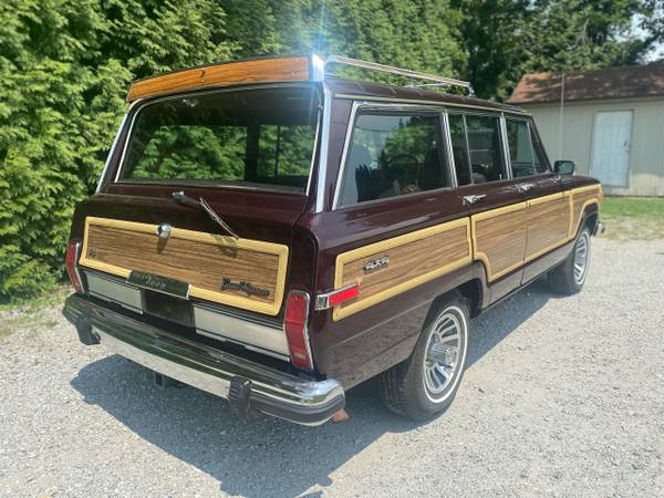 1989 Jeep Grand Wagoneer 4WD - - by dealer - vehicle for sale in Hendersonville, NC – photo 6