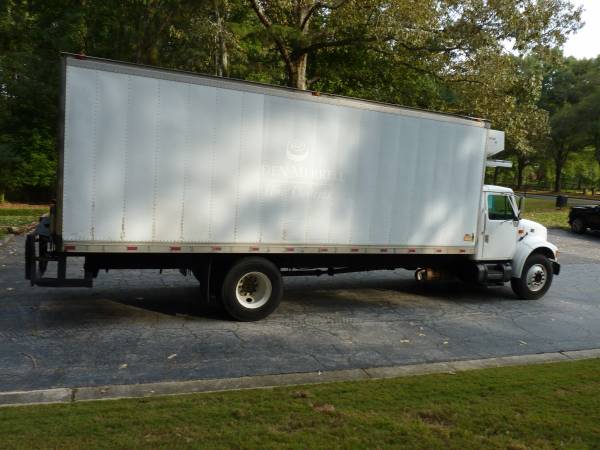 2001 International 4700 Box Truck 24 ft for sale in Roswell, GA – photo 7