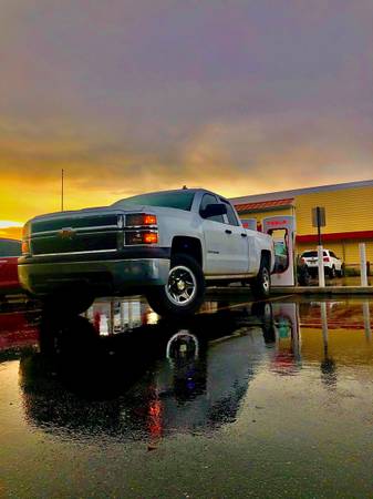 2014 Chevy silverado 1500 - cars & trucks - by owner - vehicle... for sale in Jacksonville, FL – photo 2