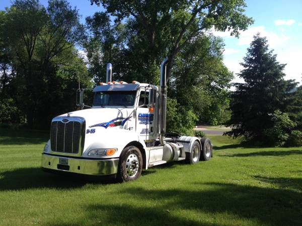 2008 Peterbilt 384 for sale in Nelson, WI