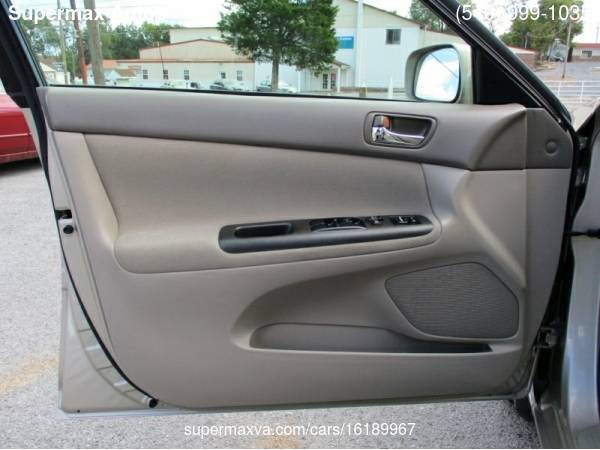 2005 Toyota Camry LE Sedan Automatic ( VERY LOW MILES for sale in Strasburg, VA – photo 16
