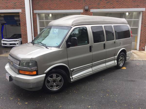 (AWD) for winter! 2003 Chevy Express Conversion for sale in Belmont, MA
