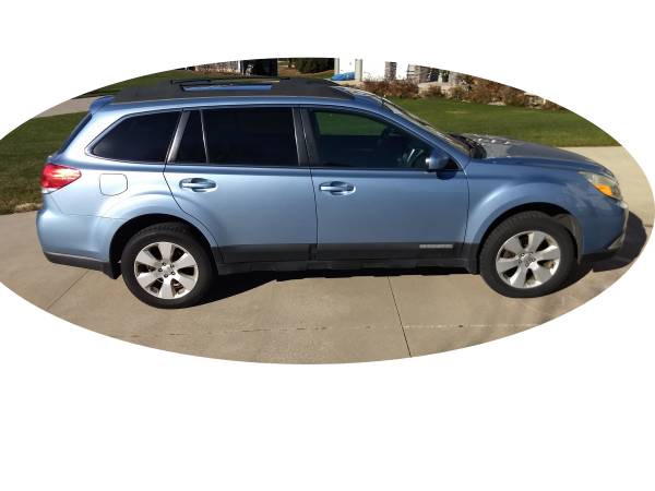2011 Subaru Outback 2.5i Premium Wagon 4D - cars & trucks - by owner... for sale in Holland , MI – photo 9