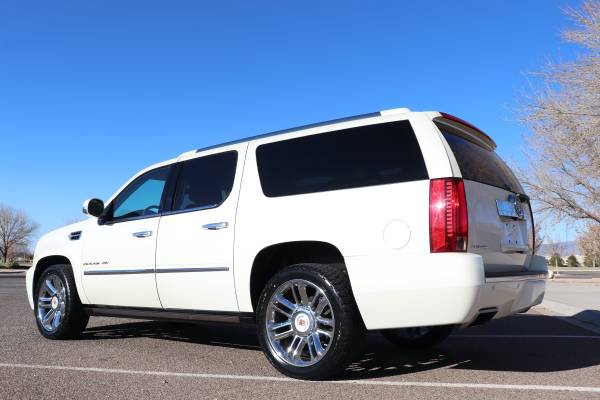 2013 Cadillac Escalade ESV Platinum A.W.D With Brown Interior! -... for sale in Albuquerque, NM – photo 4