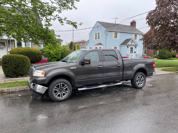 2008 Ford F150 4 x 4 four-wheel-drive lariat edition V-8 5 4 L liter for sale in Rockville Centre, NY – photo 2